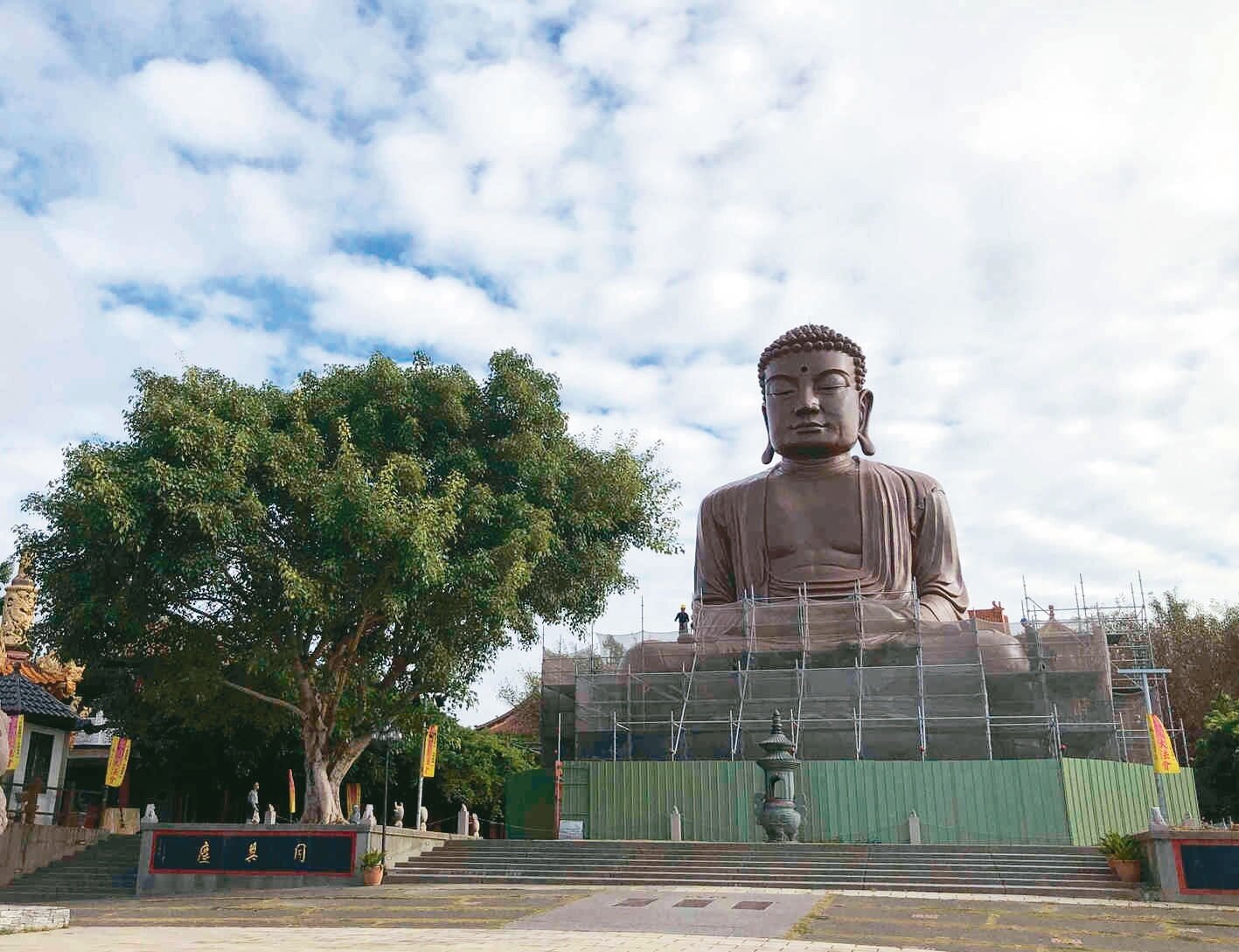 彰化八卦山大佛修復工程經過近9個月,「佛顏」呈黑紅色引發討論。記者林敬家/攝影