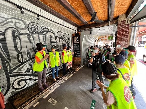 「臺南市友善騎樓競賽」實地考評結果出爐!中西區雙料冠軍。圖/台南市府提供