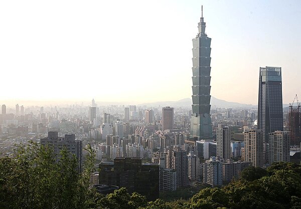 台北市空品改善有成,今年PM2.5年均濃度降至10.1μg/m3,為六都第一。聯合報系資料照