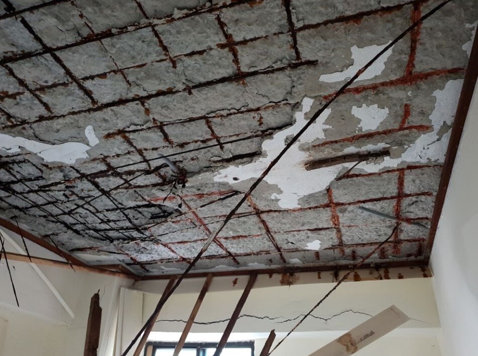 首購避雷區...租比較划算?吳淡如:「這些房」買了很後悔 明園大廈社區為北市府列管具公共安全疑慮之海砂屋。圖/台北市都發局提供