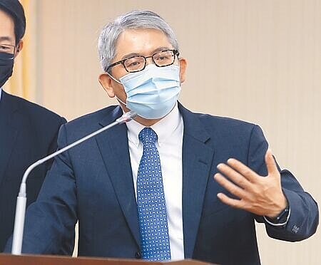 
民進黨立院黨團將提案修正選罷法擴大排黑，內政部長花敬群8日在立法院表示內部7日已討論，預計最慢下周提送行政院。（季志翔攝）
