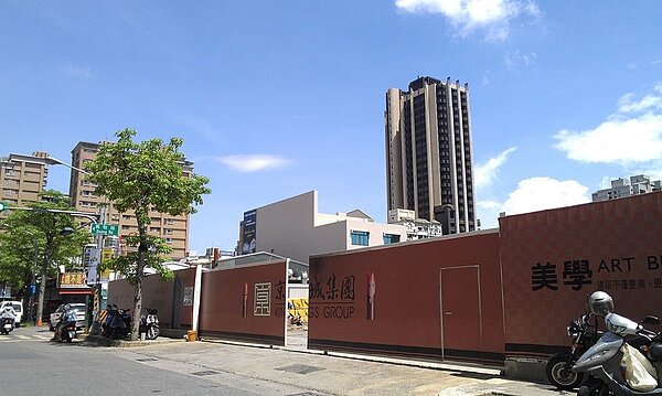 京城建設 高雄 建案 工地(好房News記者林美欣/攝影)