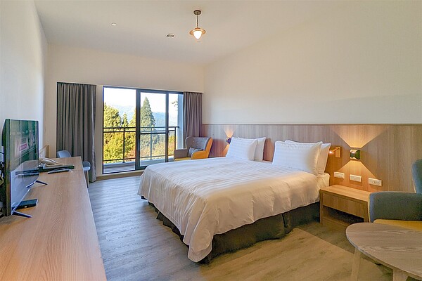 福壽山國民賓館將在明年1月9日開幕,提供109間房,其中,眺望台灣36座3000公尺高山的無敵山景共62間房。圖/福壽山農場提供