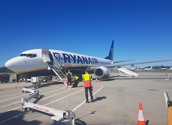 英國機場邊檢人員也將於聖誕期間罷工8天,倫敦希斯洛、曼徹斯特等多個主要機場受影響,預計有達1萬航班被取消。示意圖/Google maps