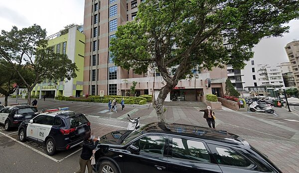 中正第一分局仁愛路派出所。圖/截自Google Maps