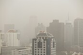 北京沙塵暴籠罩　7年來首次12月發預警