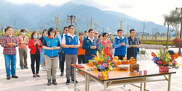 埔里鎮福興溫泉親子共融公園,15日舉行開工典禮。(南投縣政府提供/廖志晃南投傳真)