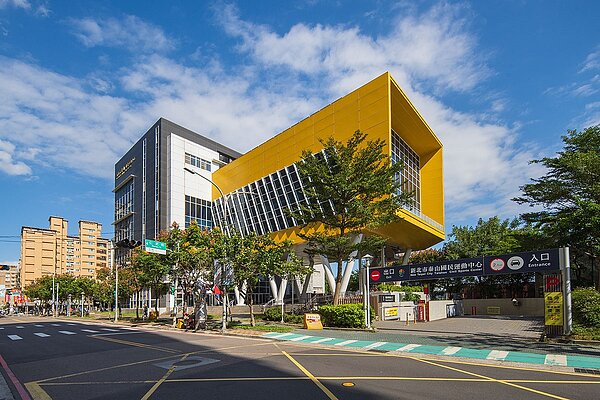 泰山國民運動中心。圖/明志書苑提供