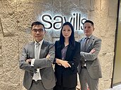 建商獵地縮手　交易額腰斬