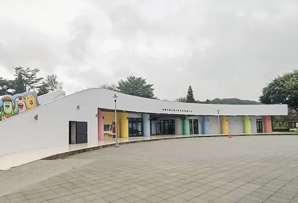 桃園市各行政區的市民活動中心需求量大,但現階段一地難求,用地取得不易。圖為日前剛啟用的龜山區中興市民活動中心 。記者朱冠諭/攝影