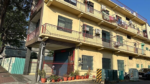 53年屋齡的老宅因為含土地,以8.5億高價賣出。(圖/張美欣攝)