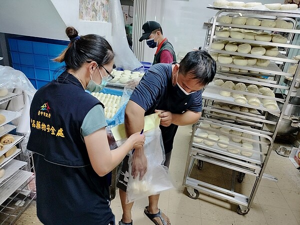 台中市食安處提升炊蒸製品衛生安全。圖/台中市食安處提供