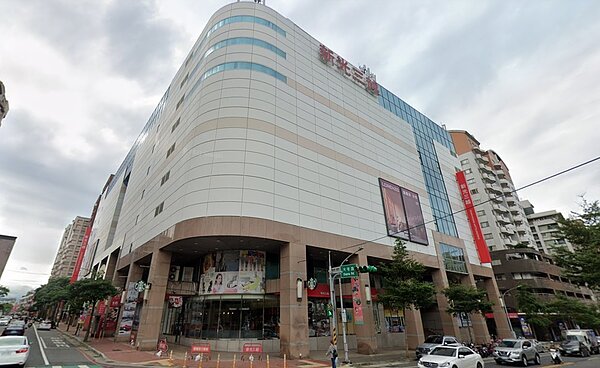 新光三越宣布桃園大有店將於2023年2月底熄燈。圖/翻攝自Google Maps