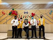 永慶房屋化身聖誕老人送祝福！社區愛心市集　里民好暖心