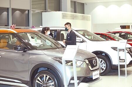 國產新車漲勢難擋,台灣本田汽車跟進和泰車、中華車、裕日車等大廠,宣布明年2月1日起調漲國產車價1萬至2萬元,漲幅介於1.3%~2.5%。眾家國產車廠中,如今只剩福特六和汽車一家獨撐。此為示意圖。(本報資料照片)
