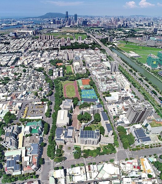 高雄修訂都市計畫法施行細則,放寬TOD導向建案容積,捷運黃線周邊土地率先受惠。圖/高雄市都發局提供