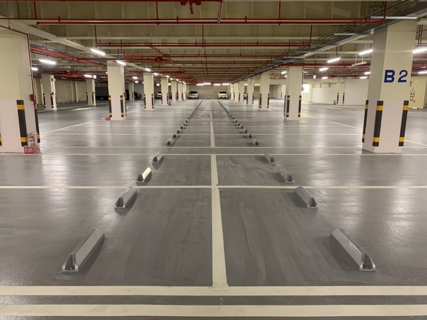 發生空襲時，台灣多處地下停車場即時防空避難所。記者翁唯真／攝影 