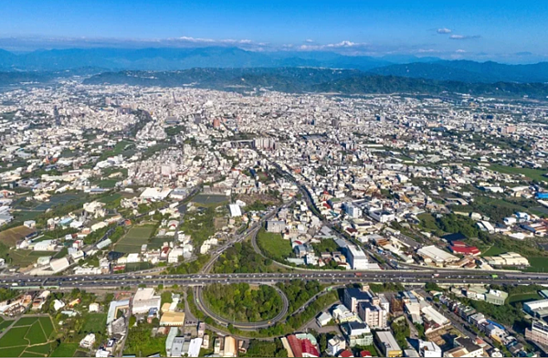 豐原/神岡交流道以親民房價、商圈成熟等優勢成為房市潛力股。業者提供