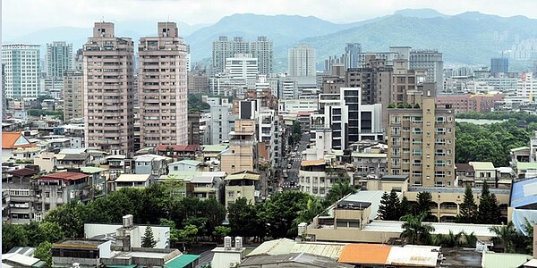 財政部指出,自2010年推出青年安心成家購屋優惠貸款,實施期間及利率減少調升半碼優惠措施經行政院核定展延至2024年底。圖/中時報系資料照