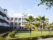 泰山賣全家股票　挨罰200萬