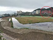 邱臣遠批基隆田徑場成「爛尾樓工程」　籲新市府咎責