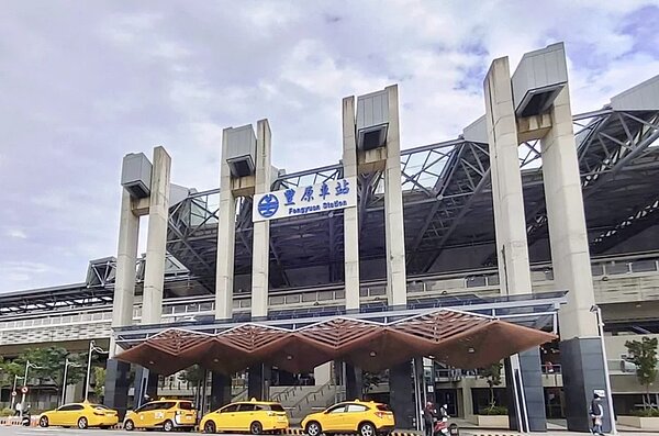 台中各區去年下半年預售屋漲跌狀況，以豐原、梧棲上漲最多。圖／台灣房屋集團趨勢中心提供