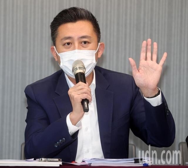 邱世昌說,新竹市瓦斯老舊管線汰換進度較慢,因前新竹市長林智堅(圖)認為汰換管線時,對交通和市容會造成影響,因此核准案件少。本報資料照片