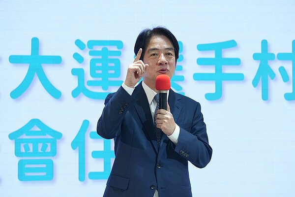 賴清德提出三項居住正義政策,包括打擊囤房、照顧首購族加碼青年安心成家貸款,以及擴大社宅興建與包租代管量能、要達到共50萬戶供給。圖/內政部提供