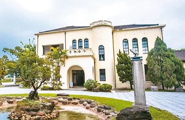 台中放送局為歷史建築，被質疑活化不足。圖／台中文化局提供
