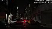 天熱就停電？高雄鳳山晚間近百盞路燈不亮
