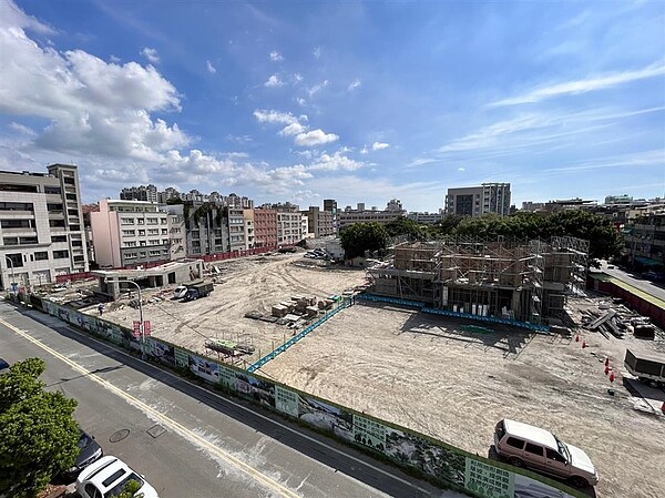 員林三和公園地下停車場及活動中心舉行上梁典禮。圖／彰化縣政府提供