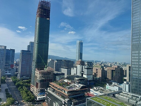 4月強震後...大樓房東、租客「危機感」升高!更重視這件事 仲量聯行指出,今年第二季台北市A辦的空置率與上季持平維持在2.7%;北市A辦空置率連續17季都維持在3%以內的盤整區間。圖/好房網News記者林和謙/攝