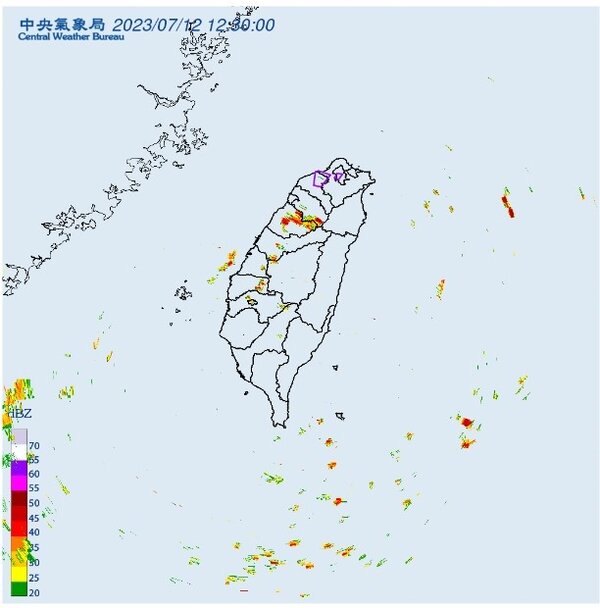 氣象局要請台北市、新北市以及桃園市的居民留意，同時間發布大雷雨即時訊息。圖／翻攝自中央氣象局
