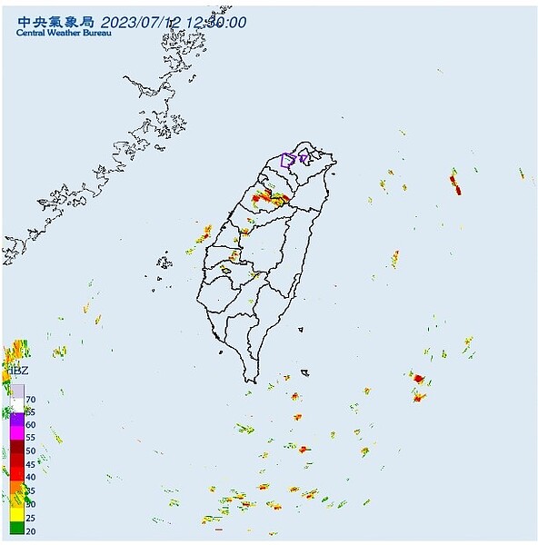 氣象局要請台北市、新北市以及桃園市的居民留意，同時間發布大雷雨即時訊息。圖／翻攝自中央氣象局
