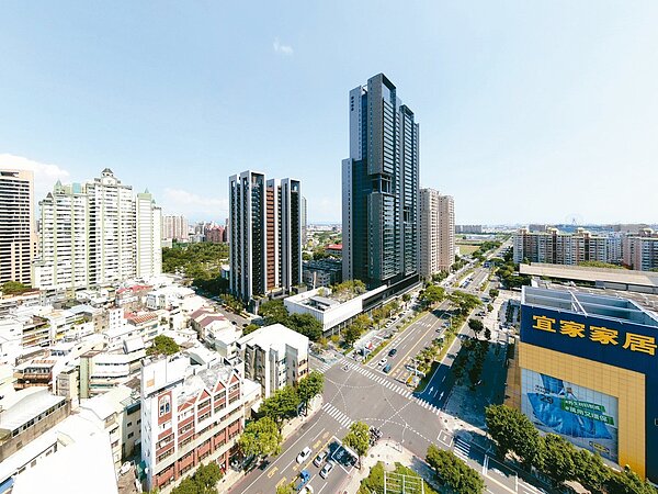 高雄亞灣區的前鎮區建隆里豪宅林立，是高雄新興最富里。記者王昭月／翻攝