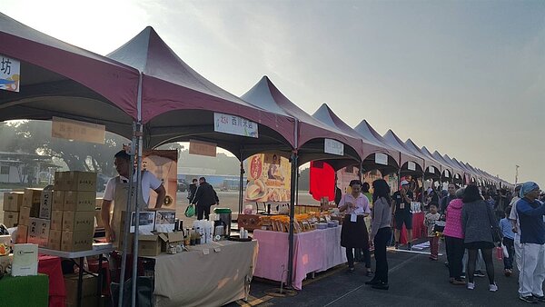 活動即起招商100攤位。圖／台中市經發局提供