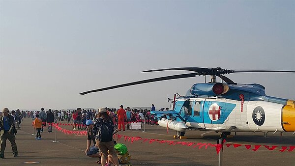 清泉崗國防知性之旅航空嘉年華將於8月12日在台中清泉崗空軍基地登場。圖／台中市經發局提供
