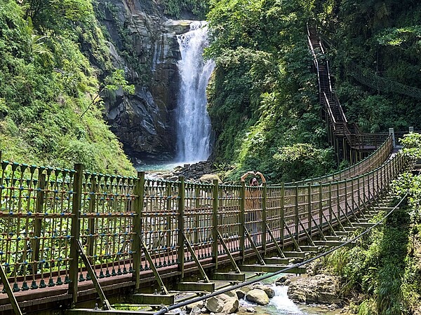 嘉義縣長翁章梁力推縣內2大賞瀑景點及6條步道。圖／嘉義縣政府提供