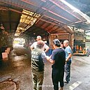 板橋湳興市場雨遮違建30年　地方憂公安