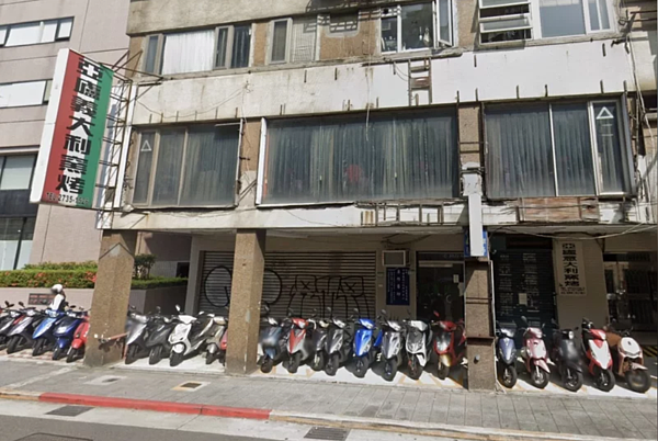 有30年歷史的亞廬義大利窯烤,近期傳出頂讓消息。圖/擷取自GOOGLE MAP