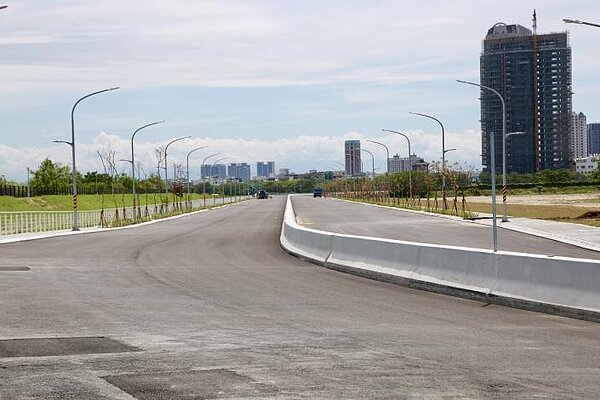 台南市和緯路五段延伸工程進度目前已達92％，即將完工。圖／台南市政府提供