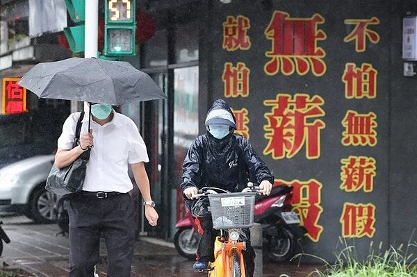 勞動部昨（17）日發布最新減班休息（俗稱無薪假）最新統計。(聯合報系資料照片) 