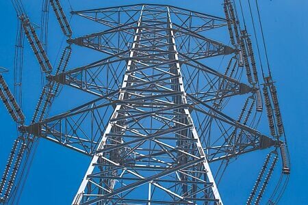 
行政院長陳建仁預告「電價應不會漲」，但這只是把壓力鍋延到選後，明年4月電價還是得炸鍋。（本報資料照片）
