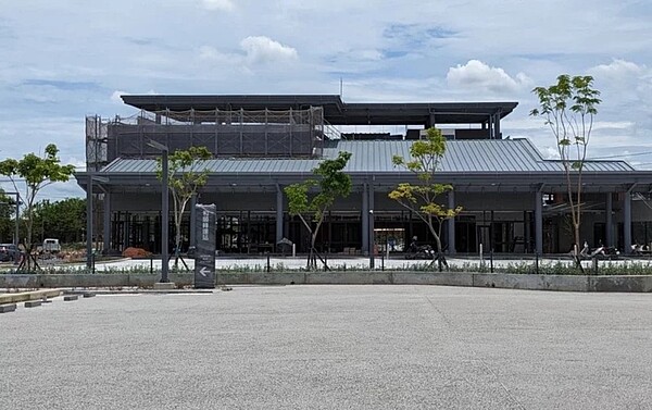 安南區和順轉運站接近完工。圖/台南市交通局提供