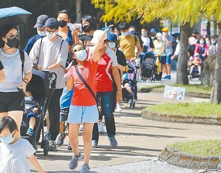 
台北捷運環狀線南環段CF670A區段標於捷運文湖線動物園站旁及國立政治大學原莊敬宿舍外舍區範圍內，台北市捷運局將祭出各階段交通維持規劃，以減少CF670A區段標施工影響。（本報資料照片）
