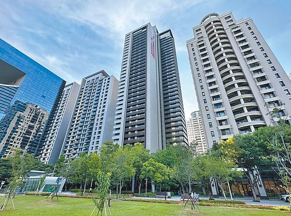 「寶璽天睿」13樓以總價1.43億元成交,締造今年最高總價紀錄。圖/業者提供