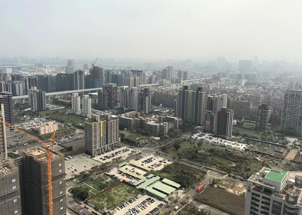 內政部昨日發布111年下半年低度使用住宅,全國低度使用住宅宅數為79.5萬宅,占全國房屋稅籍住宅類宅數比率8.77%,較111年上半年減少6.36萬宅,為統計以來次低點。房市示意圖/聯合報系資料照