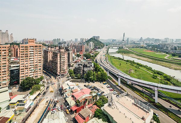 新店J單元空拍照。圖/新北市城鄉局提供