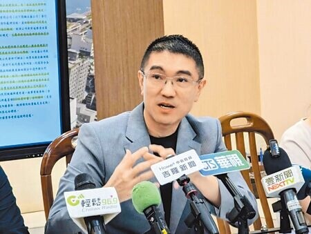 
基隆市政府將成立捷運基金支應基隆捷運建設，市長謝國樑24日表示，基捷完工後他已經卸任，相當擔心後續可能虧損，不過，現在只能先解決建設基捷的問題。（張志康攝）

