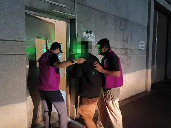 李男向法務部行政執行署新北分署哭窮,行政執行官卻發現李男一家生活奢華,還從父親那邊繼承大筆遺產。圖/法務部行政執行署新北分署提供